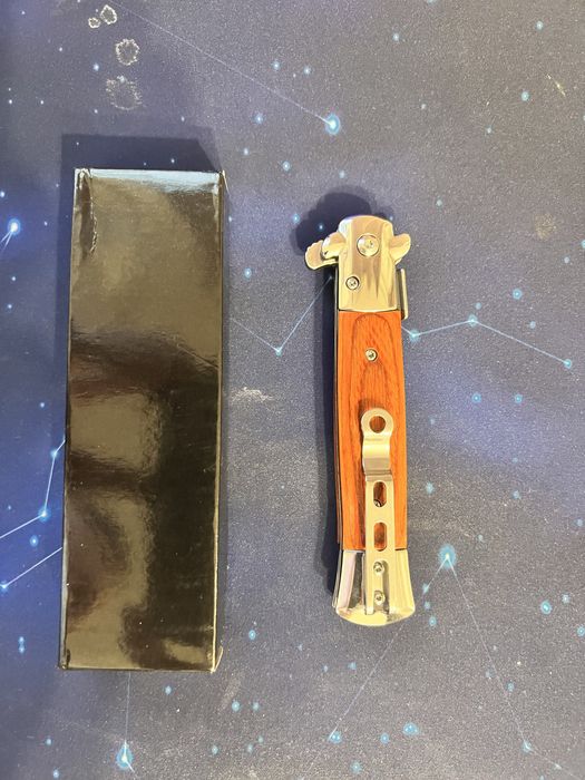 Briceag stiletto AKC italy  lungime totală 22.3 cm, grosime lamă 3 mm