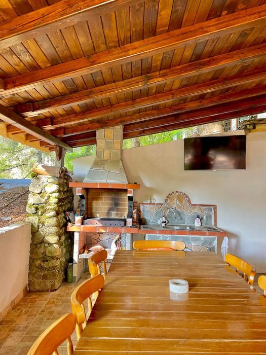 Дава се под наем Къща в с. Вихрен, Област Благоевград - 130 кв.м за 169.32 € - Снимка #1