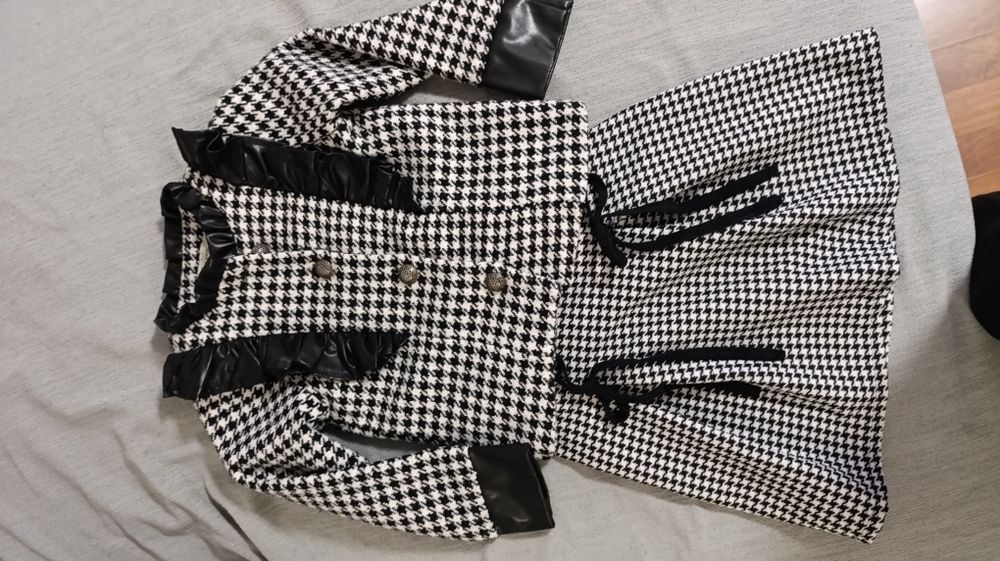 Яке,рокля и костюмче за момиче 5-6 години