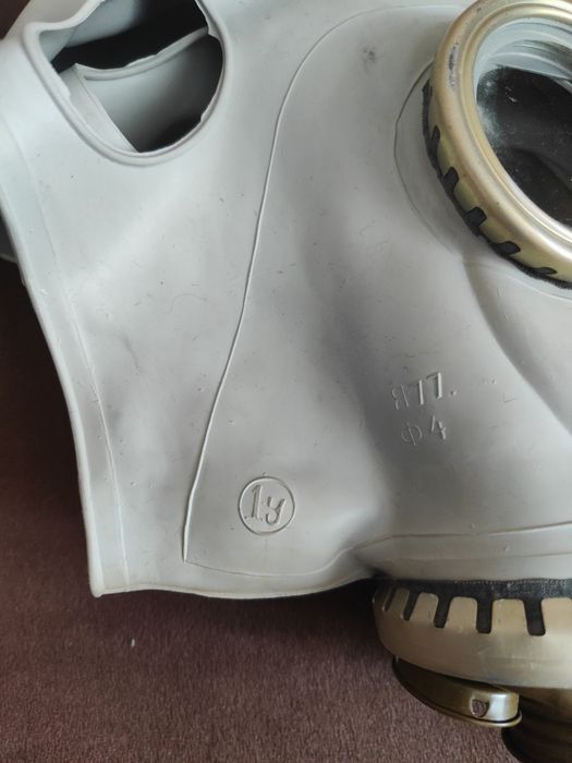 Продам гражданский противогаз гп5м 1 размер