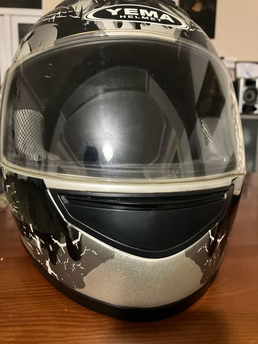 Мотошлем не пользованный