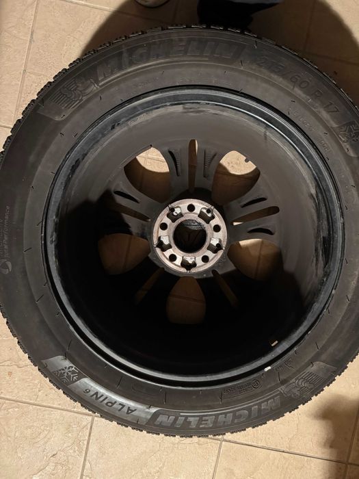 MERCEDES - MICHELIN ALPIN 6 -215/60 R17 IARNA  . Roti complete  4 BUC. MERCEDES .