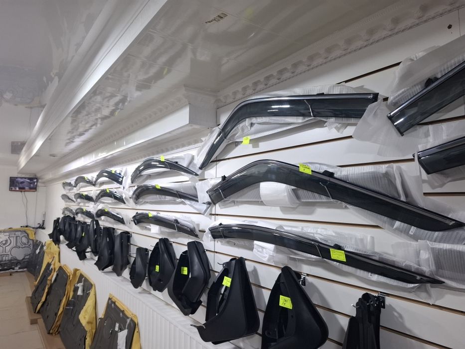 Автомобильные ветровики.(дефлекторы))