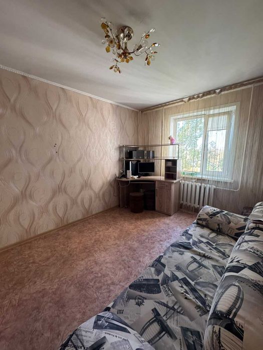 Продам 3 комн улучшенную квартиру