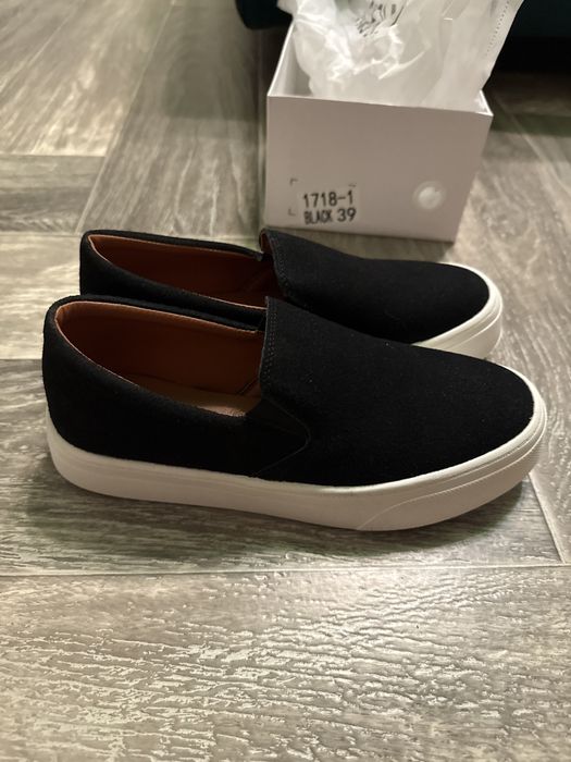 Продам обувь осеннюю