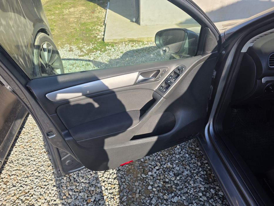 Golf 6 2011   1.6 TDI  Blue Motion