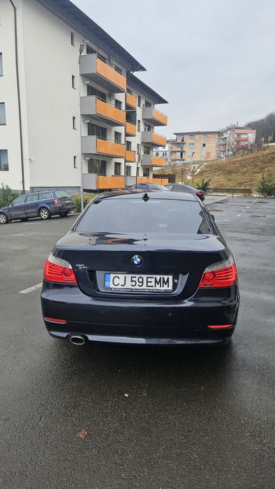 Vând Bmw E60 520d 2009