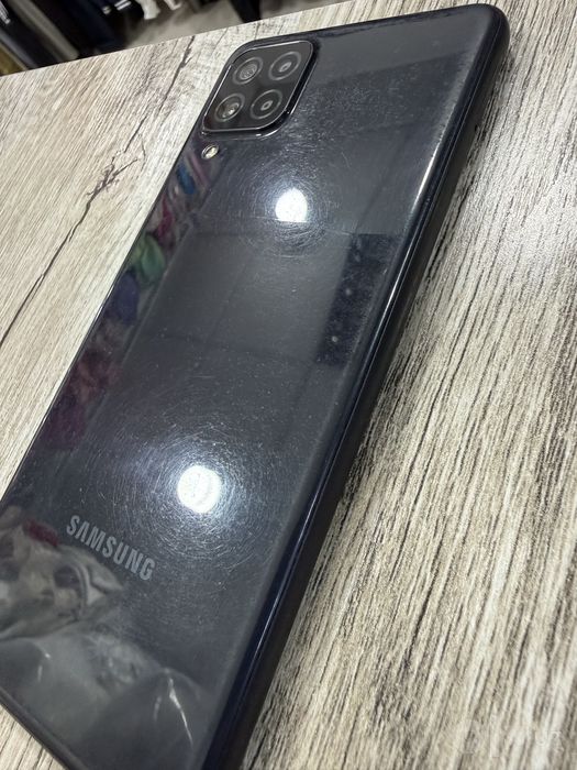 Samsung A22 64GB ochilmagan rodnoy