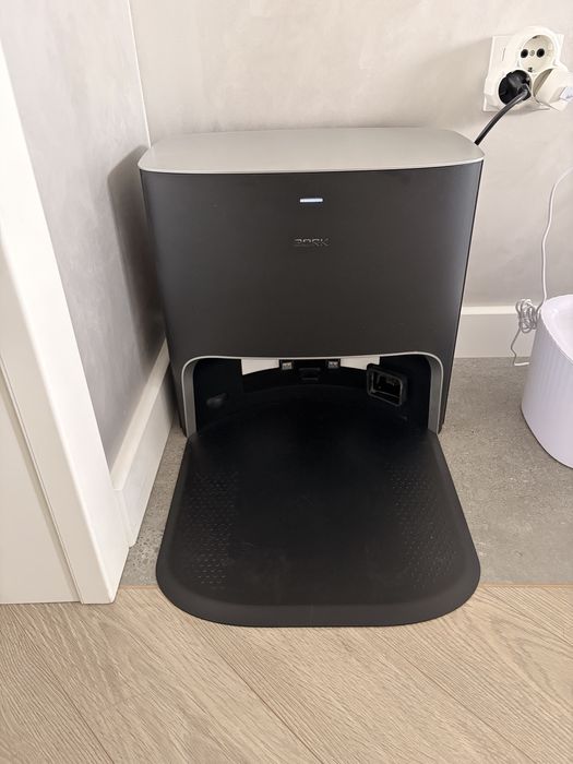 BORK робот пылесос моющий