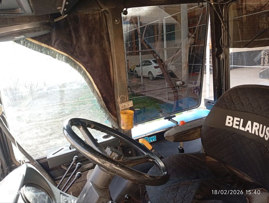 MTZ 892.2 sotiladi narxi 230 mion