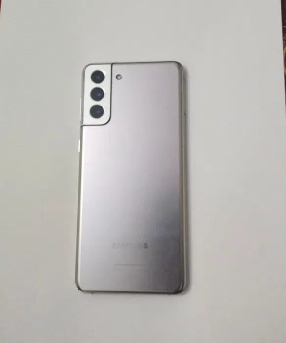 Samsung S21+ 8/256 gb yahshi