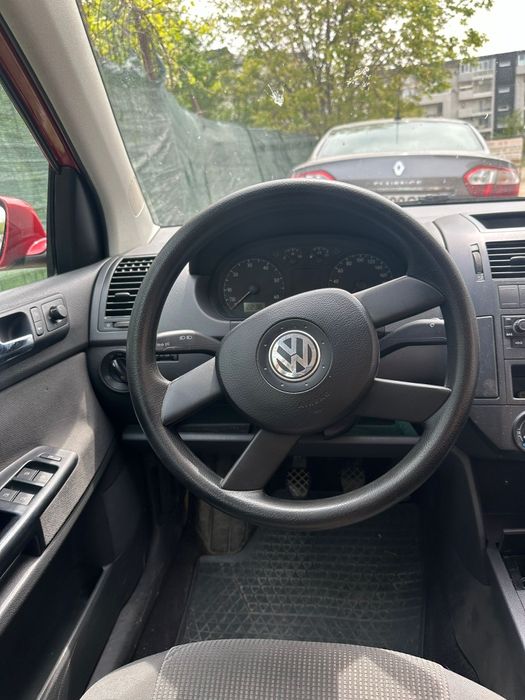 Volkswagen Polo Sedan 1.4 Benzină – 2004 – 198.000 km – AC – stare bună