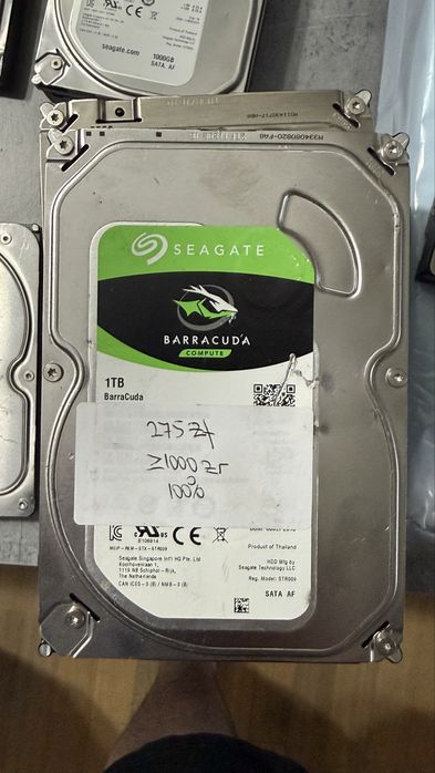 Lot 4 hard disk uri 1tb