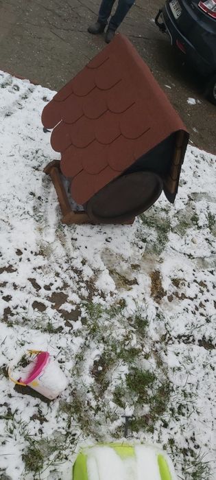 cusca caine lemn ,butoi cusca caine