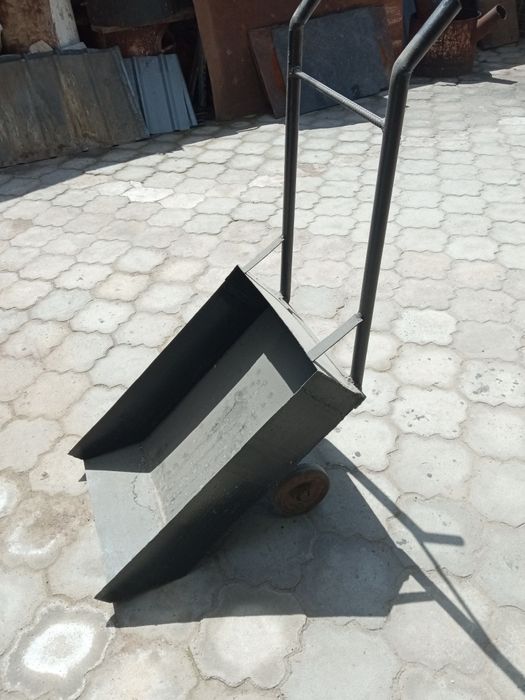 Продам тележку ..