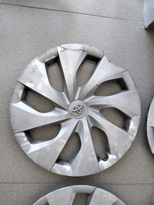 Колпаки на Тойота