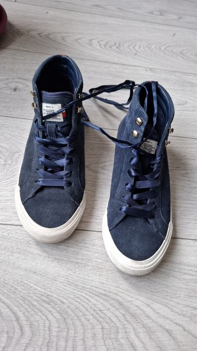 Дамски кецове Tommy Hilfiger