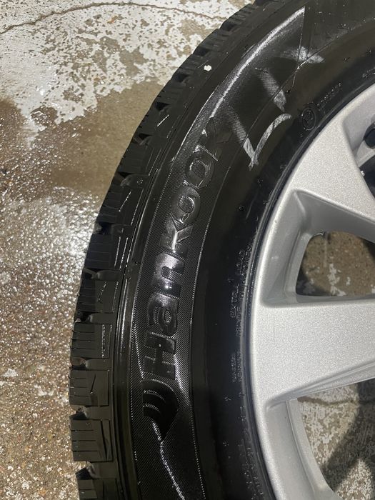 Оригинальные диски Hyundai с резиной в сборе