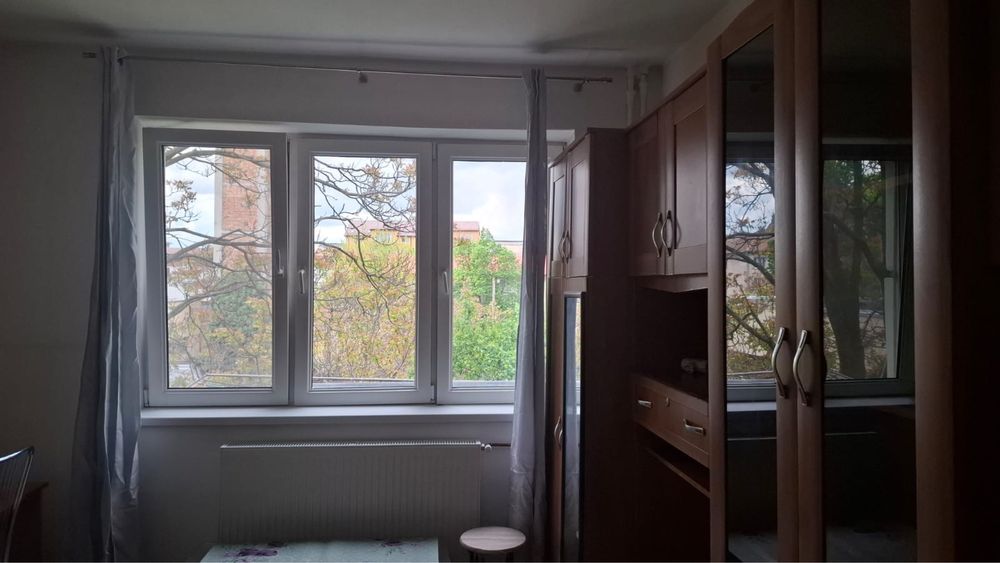 Inchiriez garsoniera