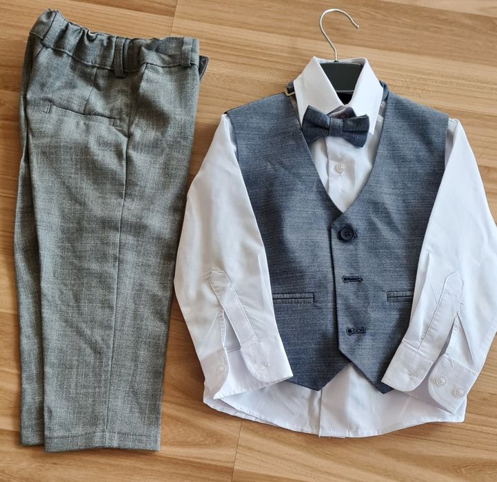 Costum baieti gemeni