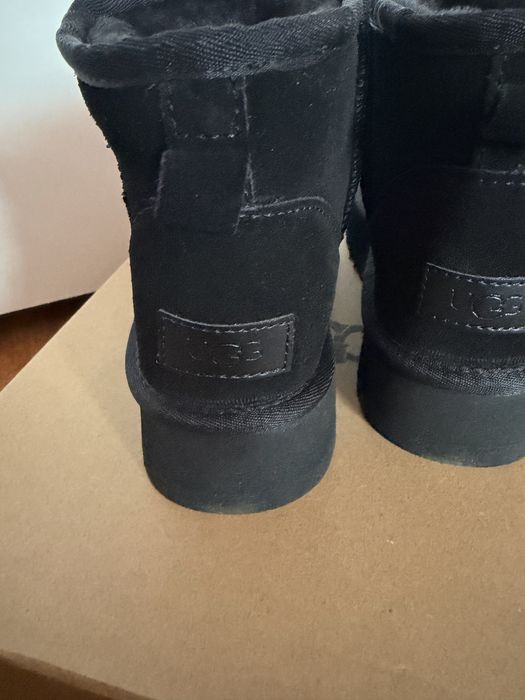 ugg mini negre 39