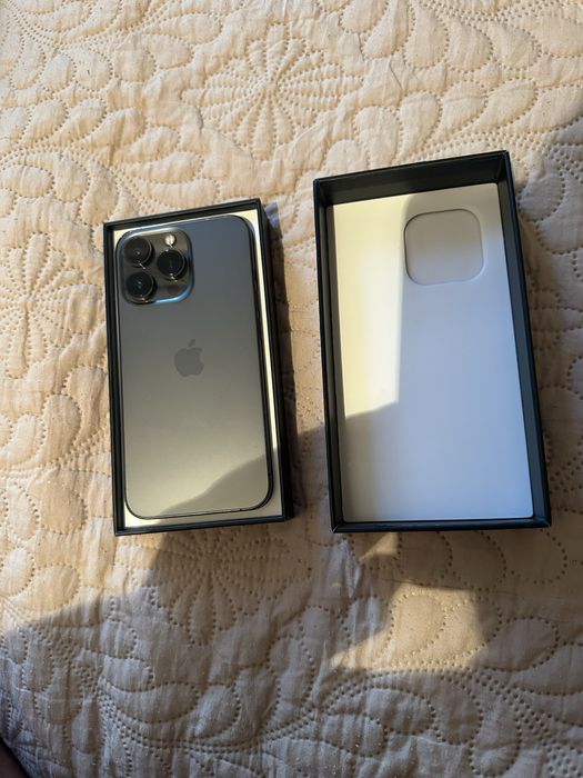 Айфон 13про 256гб  IPhone