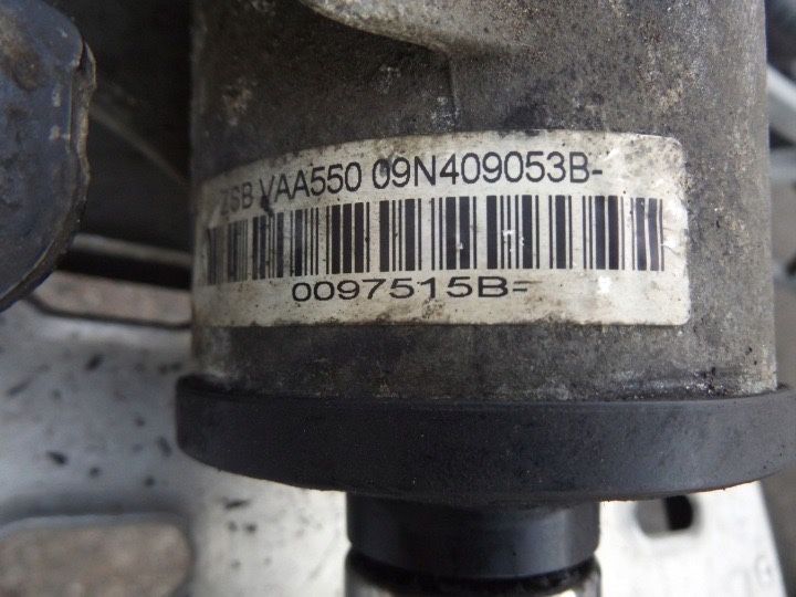 Раздатка за Фолксваген Т5 Volkswagen  2.0d 2012 година ръчни скорости.