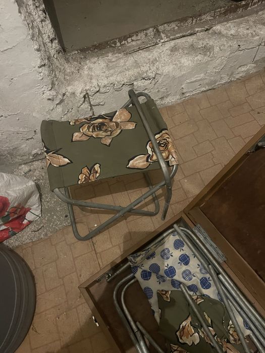 Vind scaune pliante si masa pentru pescuit