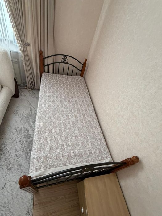 Односпальная кровать