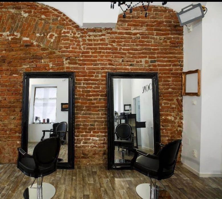 Oglinda masiva / scaun coafura / mobilier salon