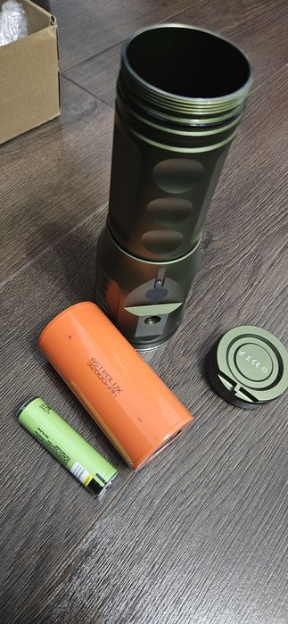 Lanterna profesionala Astrolux EC01X