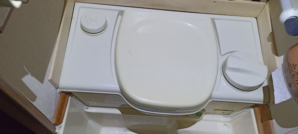 Продавам части за каравани