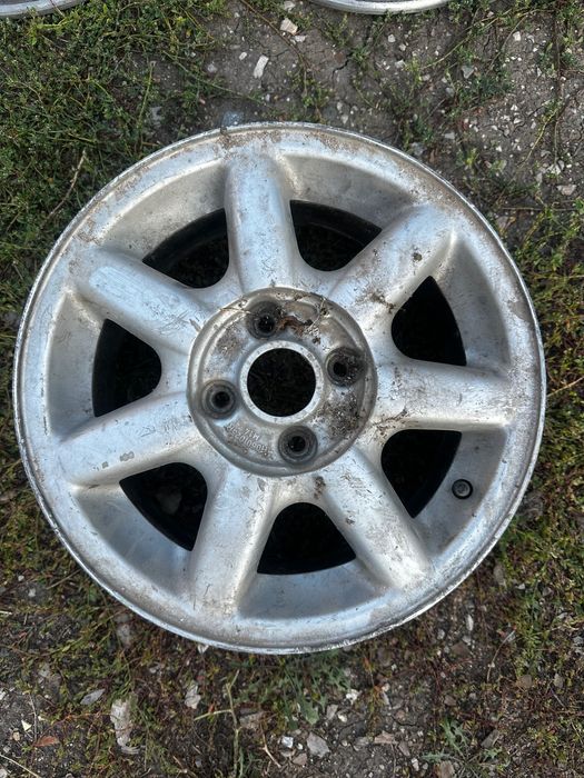 Оригинални алуминиеви джанти VW Passat B3 – R14, 1988 г.