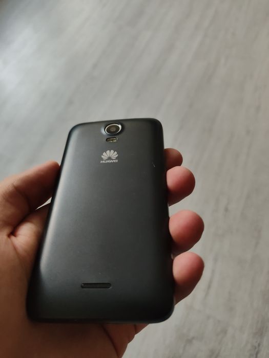 Черный Huawei Y336-U02