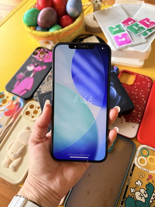 IPhone pro max - с 3 протектора + 10 калъфа