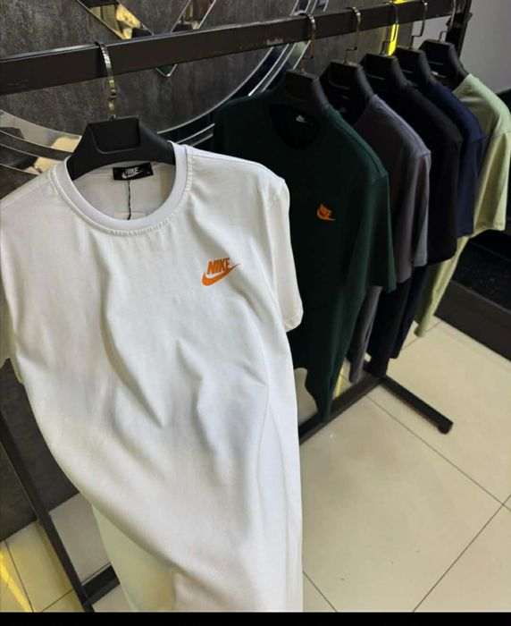 Мъжки тениски Calvin Klein, Emporio Armani,Hugo Boss и други