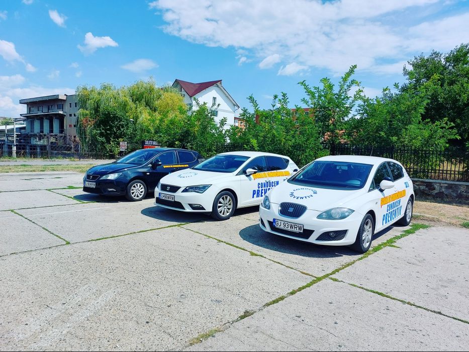 Scoala de soferi. Instructor auto . Atestate profesionale
