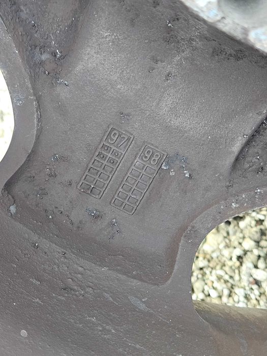 Гуми с джанти за мерцедес