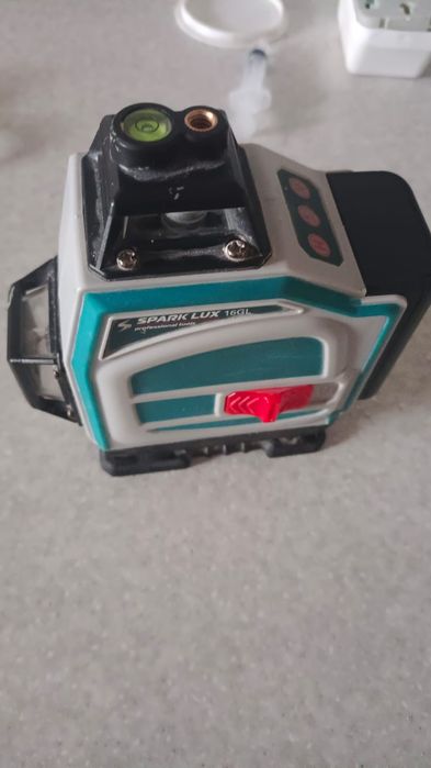 Продам лазерный уровень!