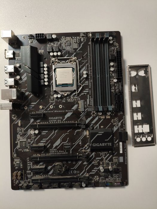 Placa de baza / GIGABYTE Z370P D3