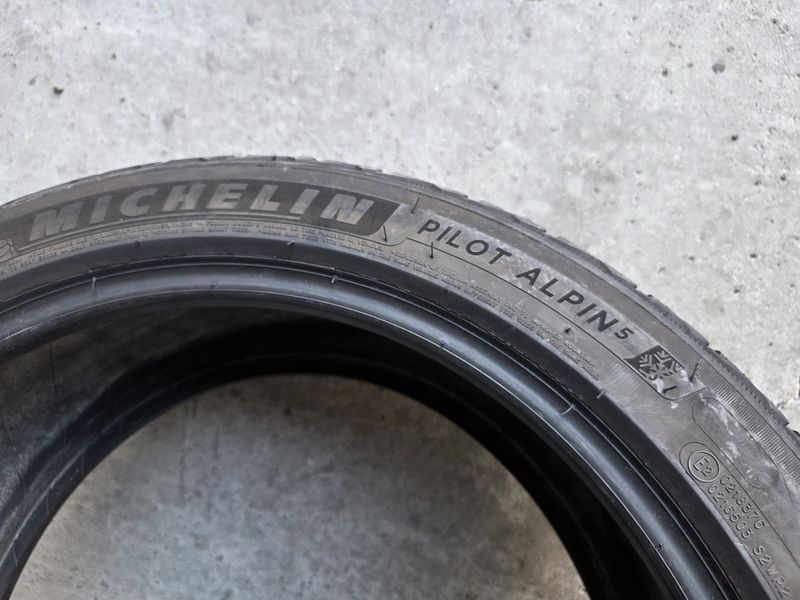 245/40/19 MICHELIN 4бр