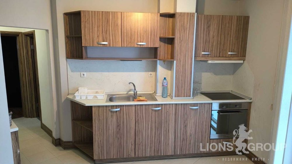 Дава се под наем Четиристаен апартамент в Варна, Погреби - 120 кв.м за 714 € - Снимка #1