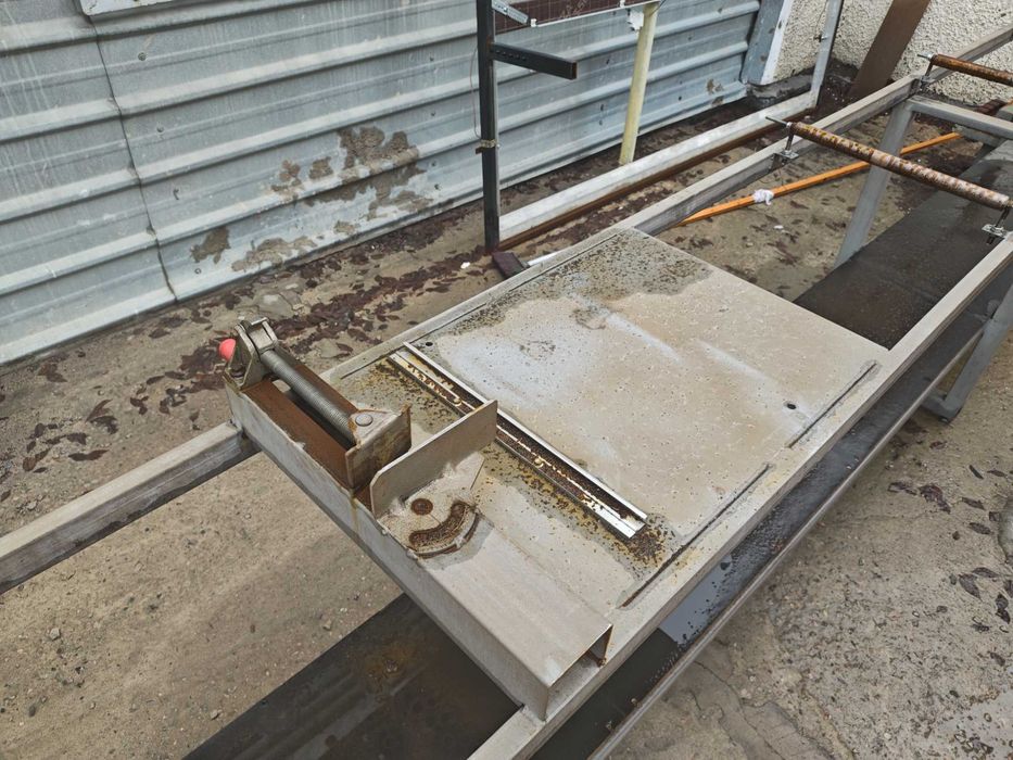 Стол для торцовочной пилы