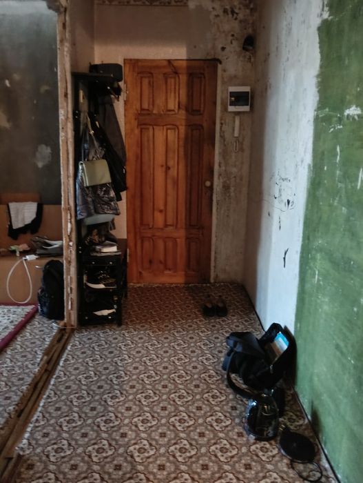 Продам 2-ком.кв на 8 микрорайоне 3/5