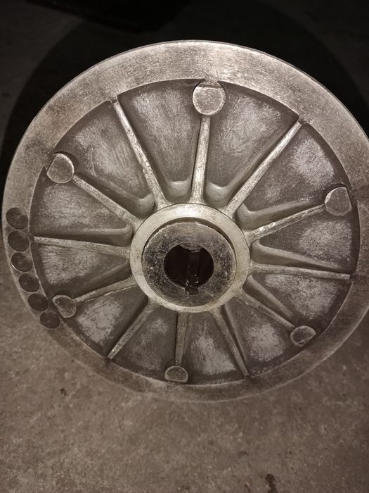 Продам вариатор от снегохода