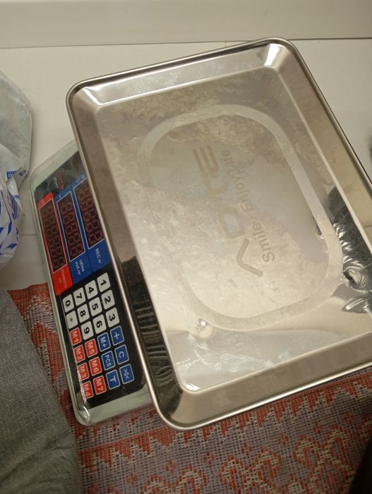 Срочна продам обогреаатели и весы