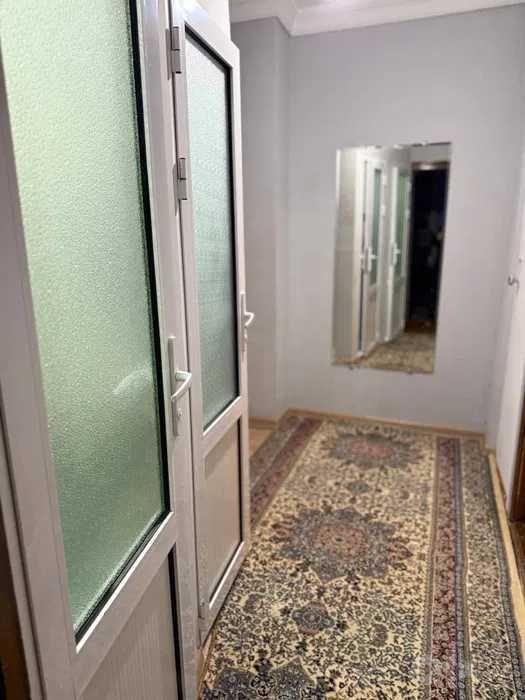 Продается квартара. Ц-13, Лабзак. N21