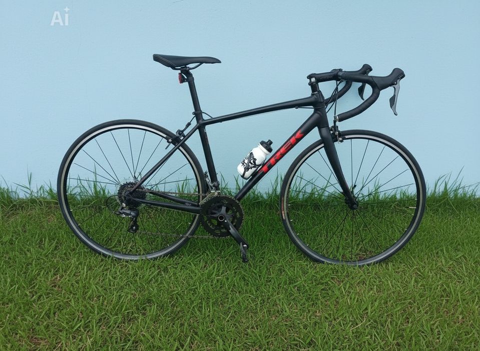 Шоссейний велосипед Trek