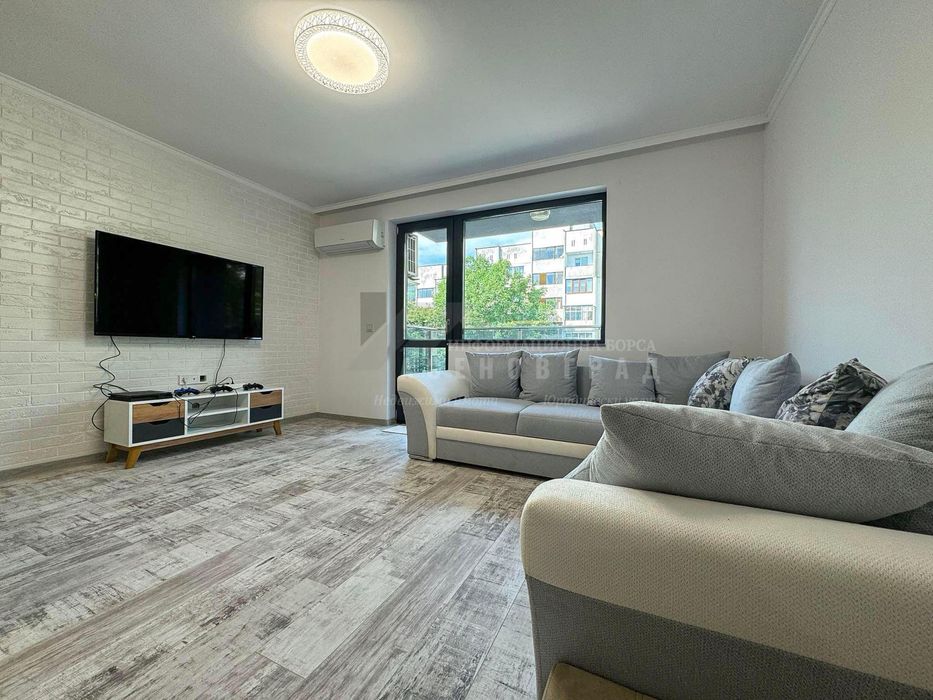 Продава се Тристаен апартамент в Асеновград - 107 кв.м за 1309 €/кв.м - Снимка #3