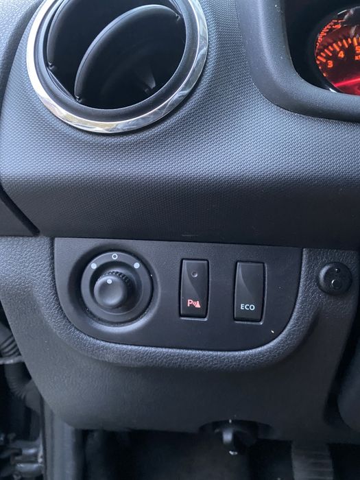 Vind Dacia Logan 0.9 2016